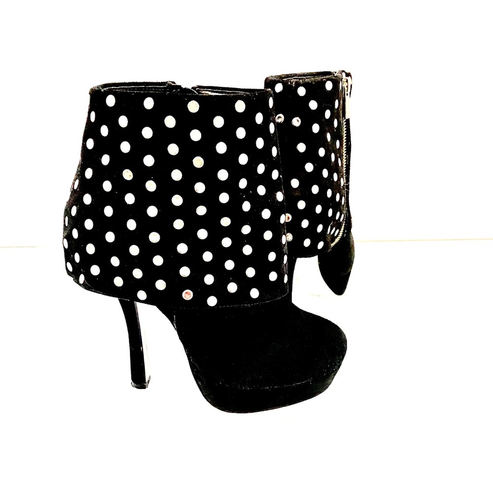 ✔️Halston Booties - Picture 4 of 9